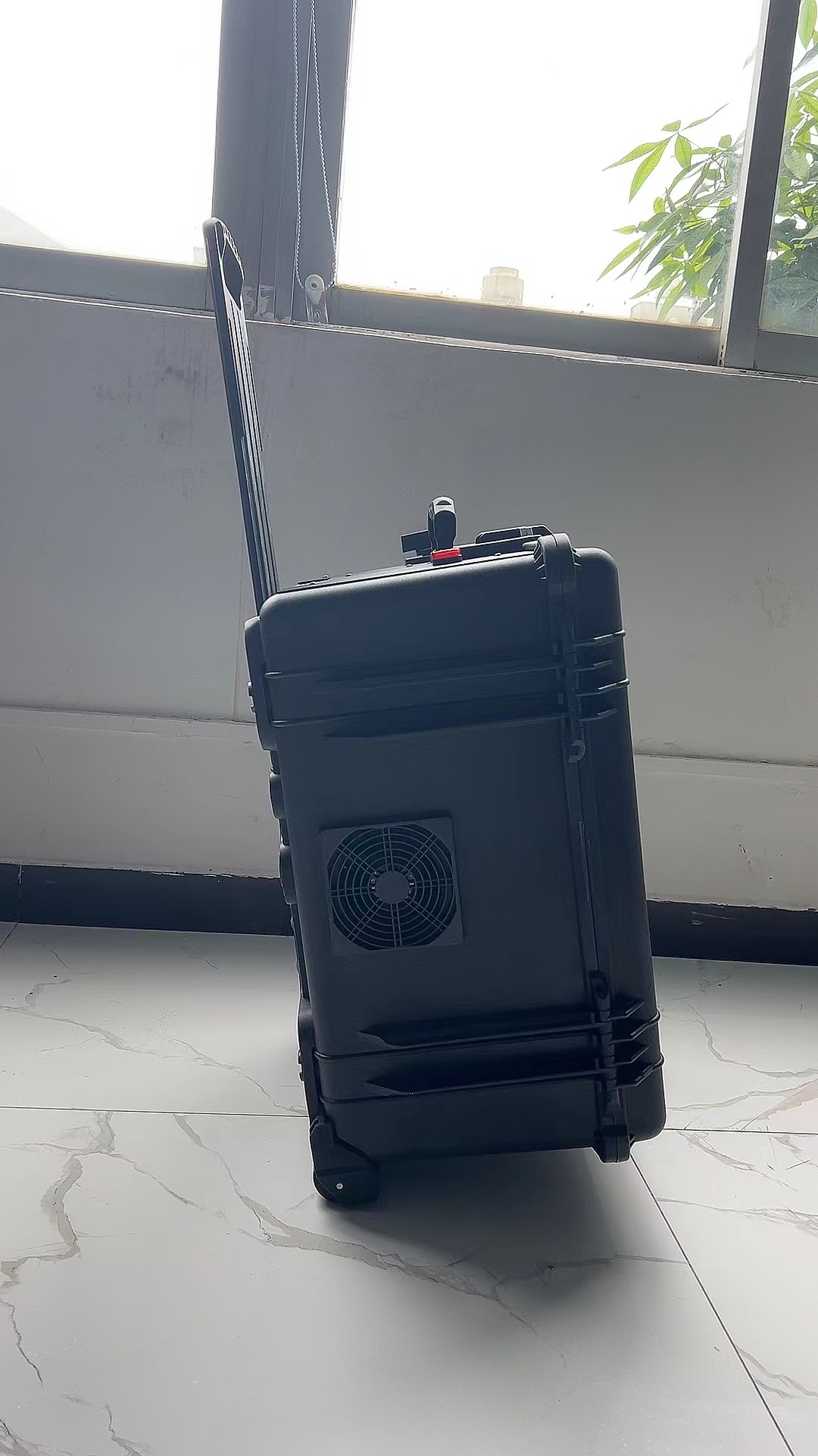 康县手拉箱型移动通信干扰器